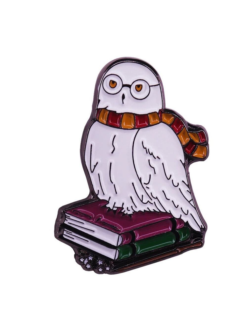 Harry Potter Hedwig with Books Enamel Pins 189